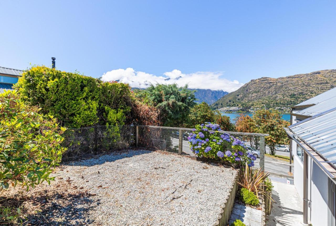 Lovely Marina Views And Sunny Balcony Queenstown Exterior photo