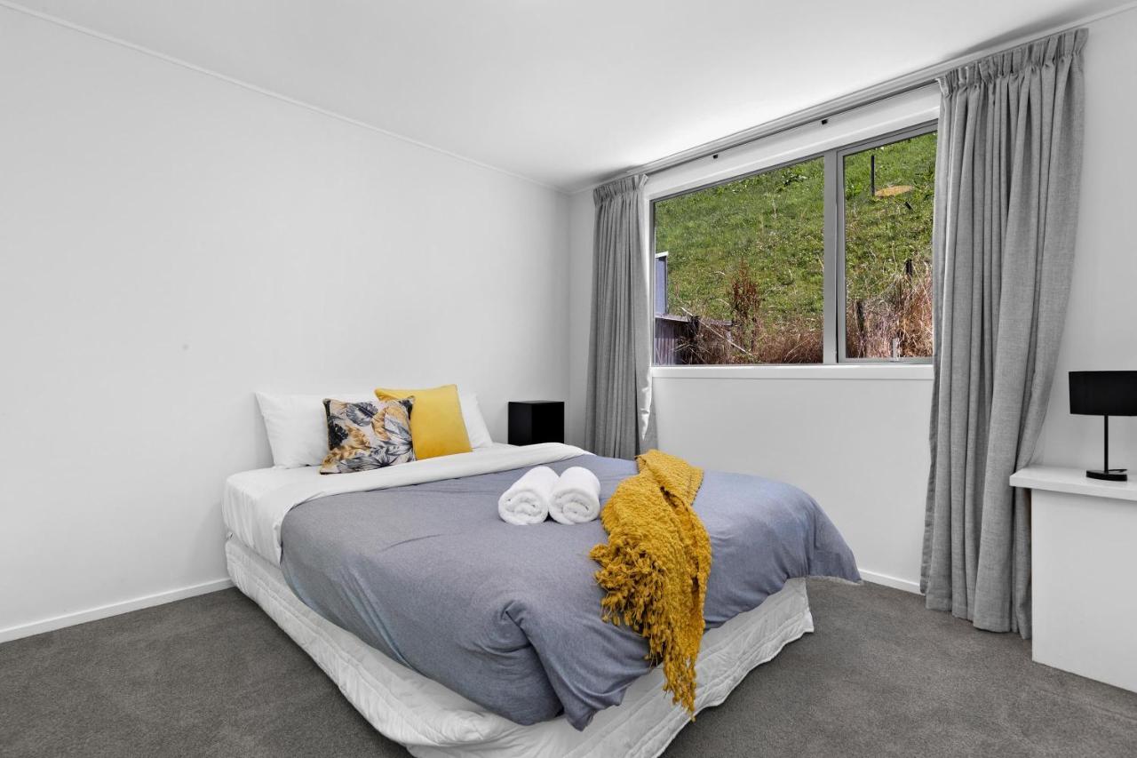 Lovely Marina Views And Sunny Balcony Queenstown Exterior photo